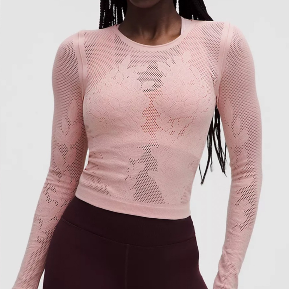 Lululemon RevealKnit top